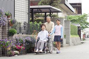 千代田区の内科で夏バテの相談をする